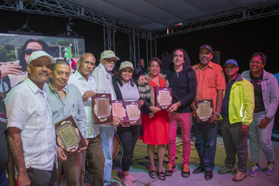 El Festival del Café “Festicafé 2022”, Celebrado en Polo, Barahora, Reconoció al Director Ejecutivo de la UTEPDA, Prof. Eliferbo Herasme
